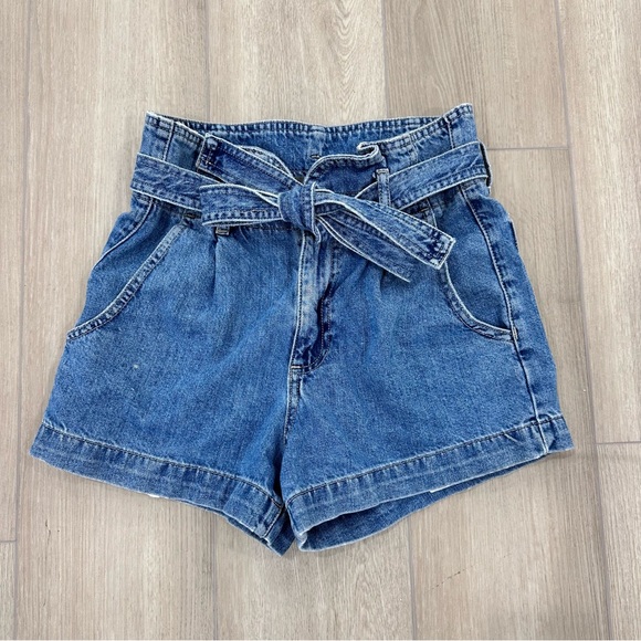 DL1961 Camille Paper bag shorts in skylight blue size 24 - Picture 3 of 7